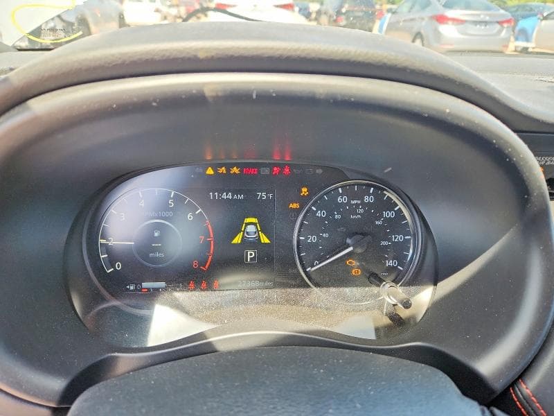2024 NISSAN KICKS SR SR 9