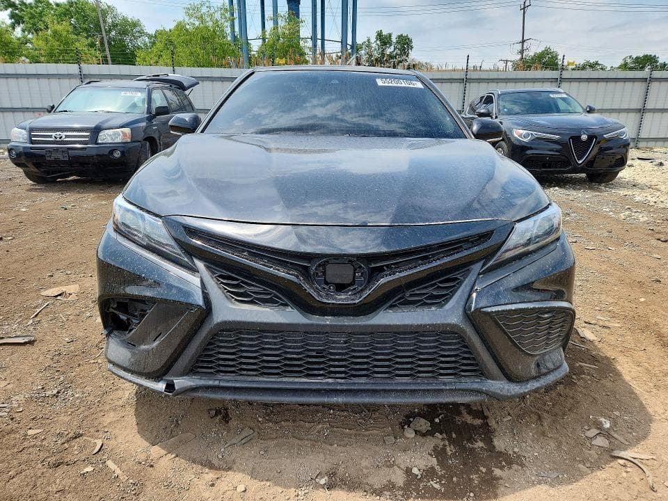 2022 TOYOTA CAMRY SE SE 5