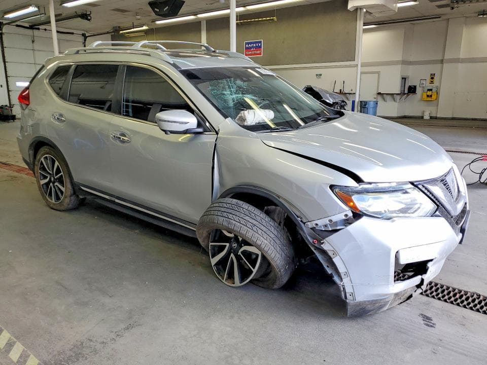 2017 NISSAN ROGUE S 4