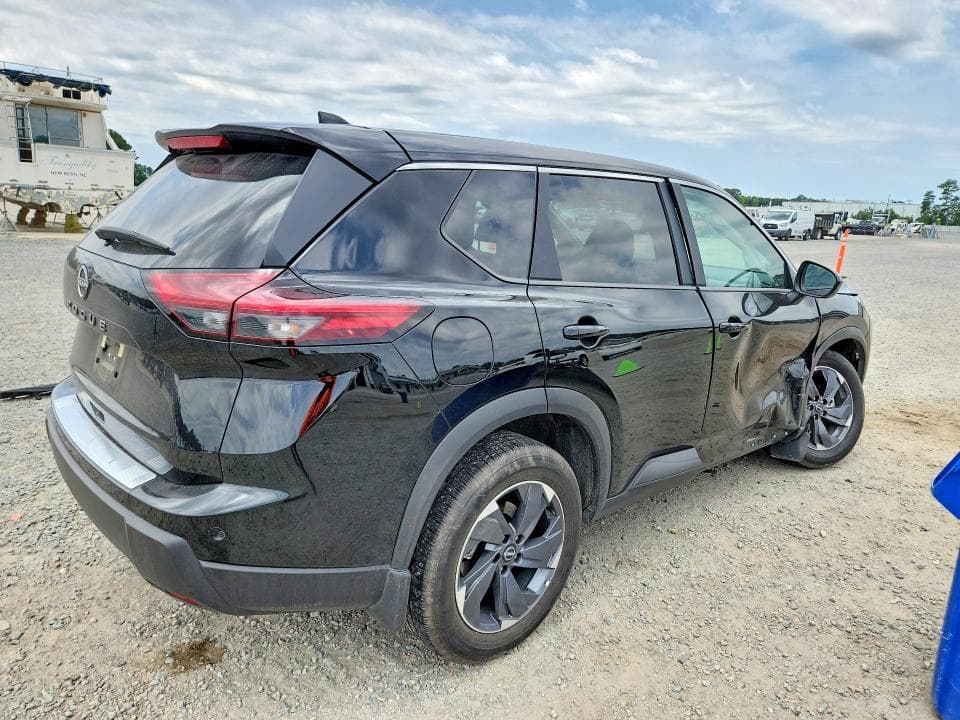 2026 NISSAN ROGUE SV 3