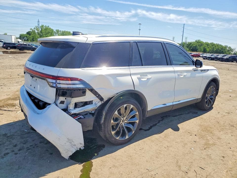 2025 LINCOLN AVIATOR RESERVE 3