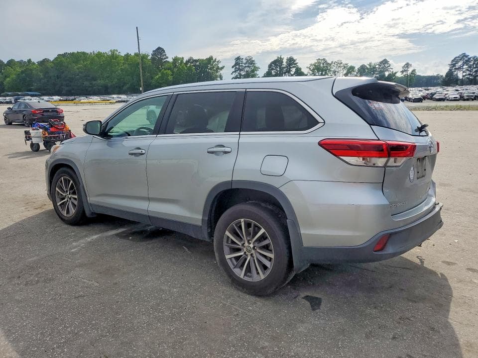 2019 TOYOTA HIGHLANDER XLE XLE 2
