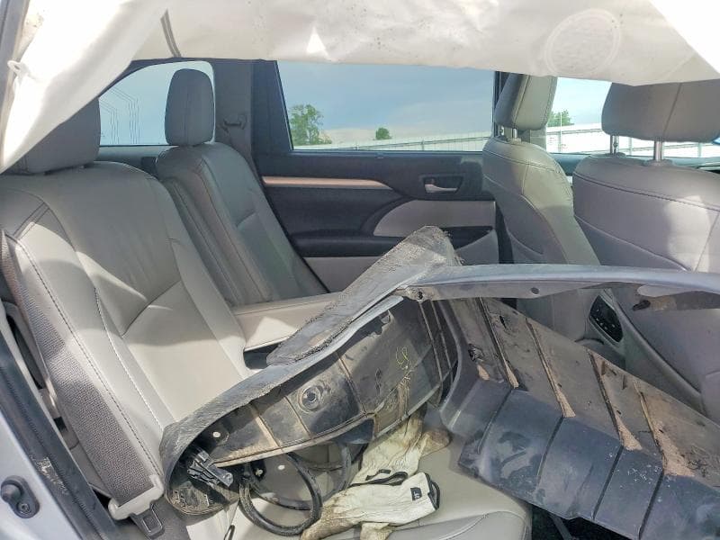 2019 TOYOTA HIGHLANDER XLE XLE 11