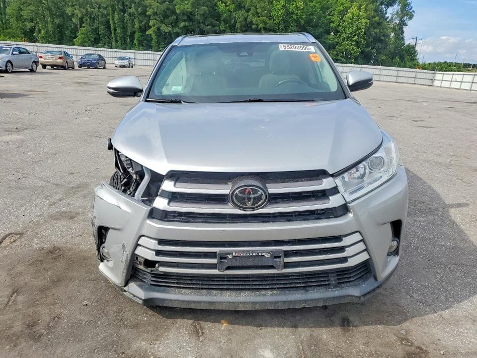 2019 TOYOTA HIGHLANDER XLE XLE 5