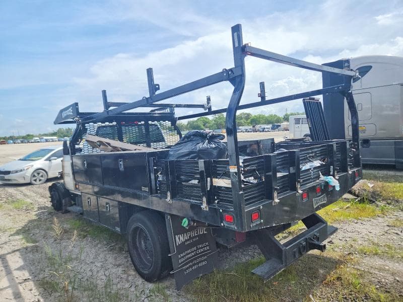 2022 CHEVROLET SILVERADO MEDIUM DUTY 3