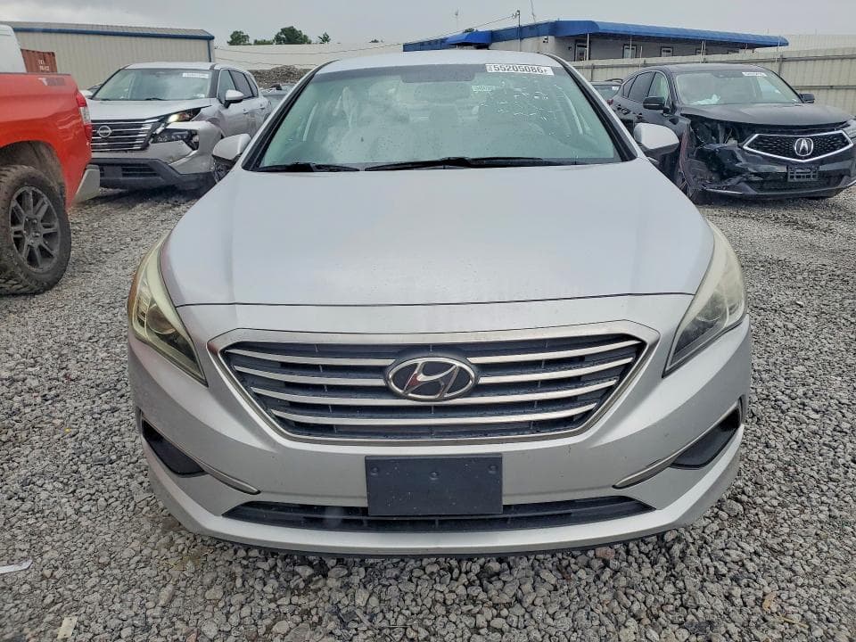 2017 HYUNDAI SONATA SE 5
