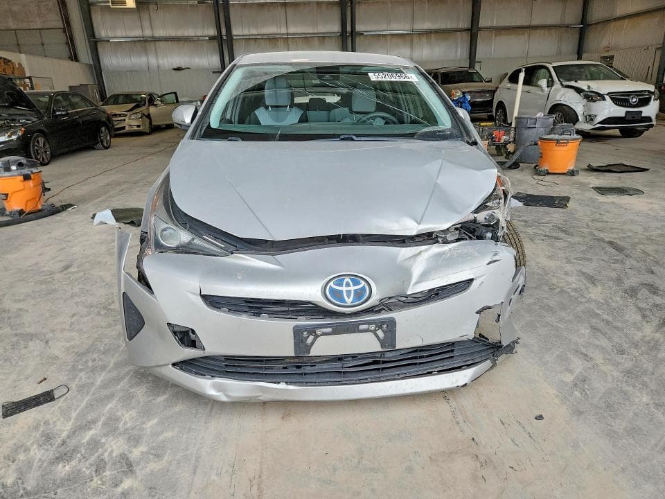 2017 TOYOTA PRIUS TWO 5