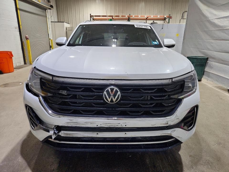 2024 VOLKSWAGEN ATLAS CROSS SPORT SEL R-LINE SEL R-LINE 5