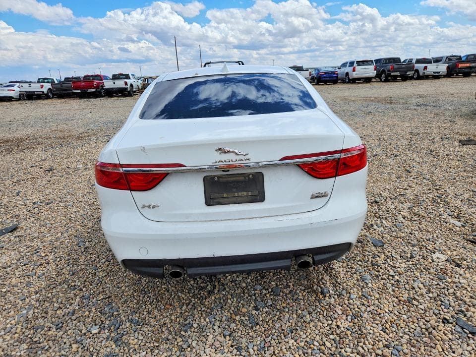 2019 JAGUAR XF PREMIUM 6