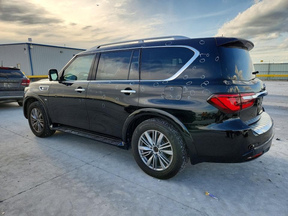 2019 INFINITI QX80 LUXE 2