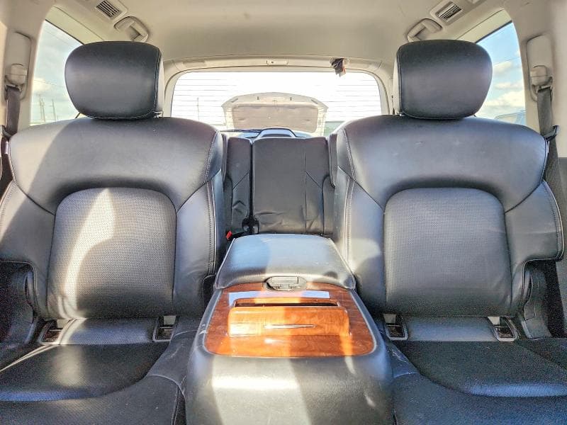 2019 INFINITI QX80 LUXE 10