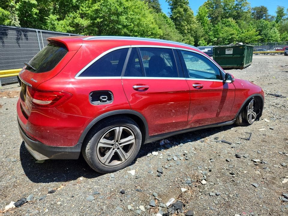 2019 MERCEDES-BENZ GLC 300 4MATIC 3