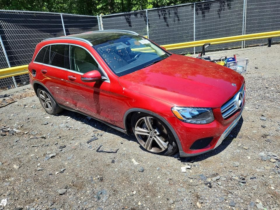 2019 MERCEDES-BENZ GLC 300 4MATIC 4