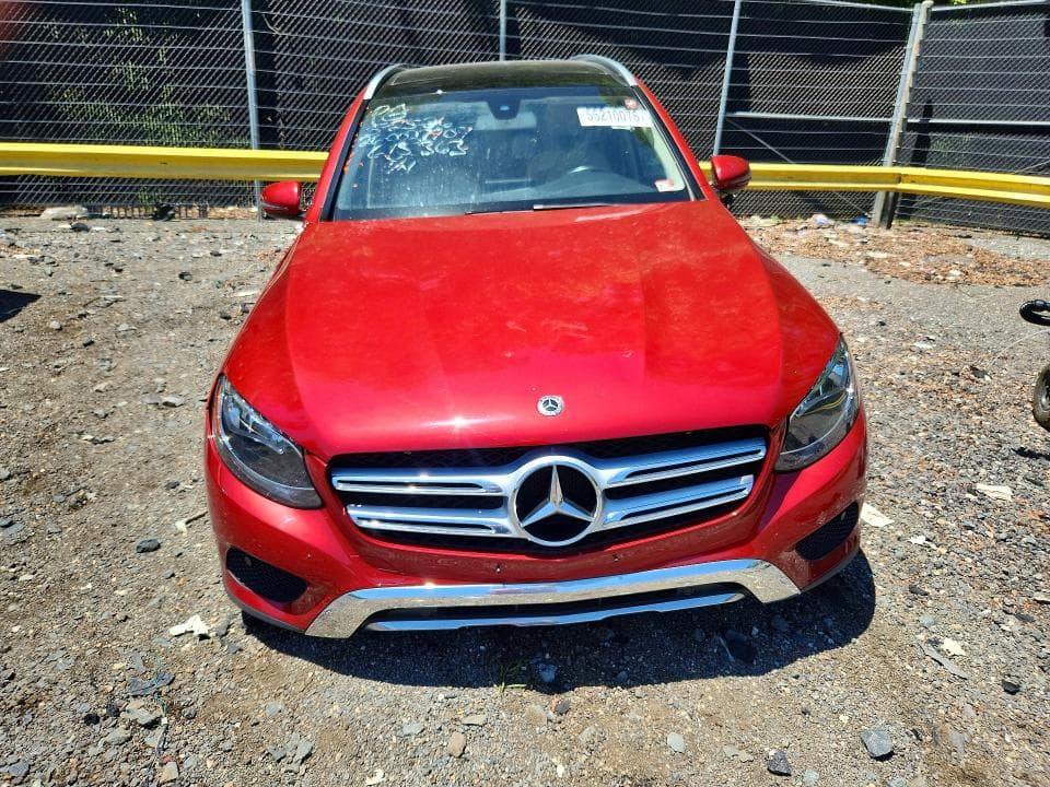 2019 MERCEDES-BENZ GLC 300 4MATIC 5