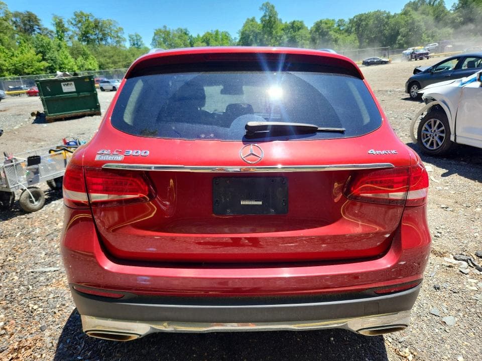 2019 MERCEDES-BENZ GLC 300 4MATIC 6