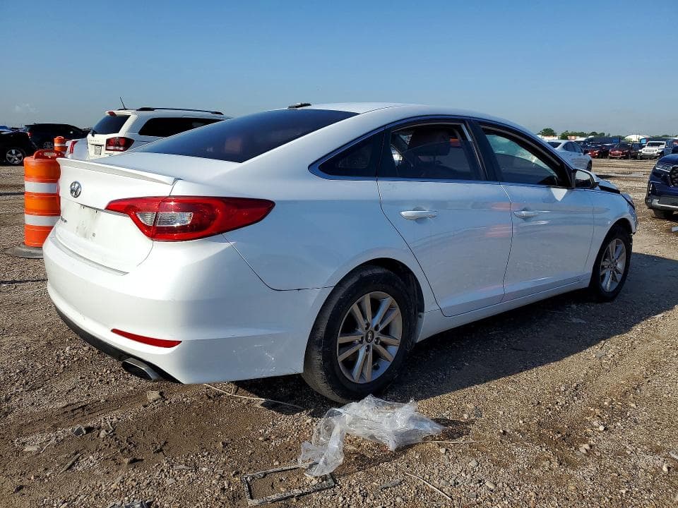2016 HYUNDAI SONATA SE 3