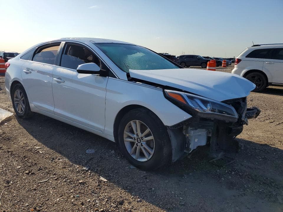 2016 HYUNDAI SONATA SE 4