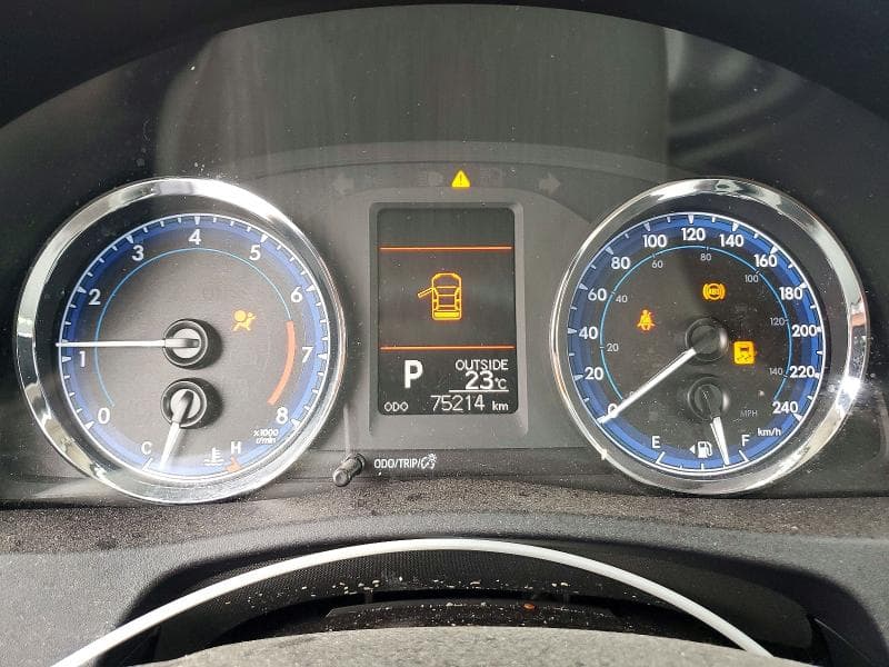 2018 TOYOTA COROLLA L L 9