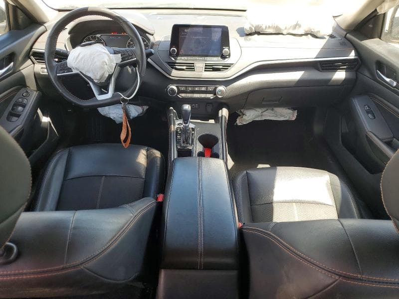 2022 NISSAN ALTIMA SR 8