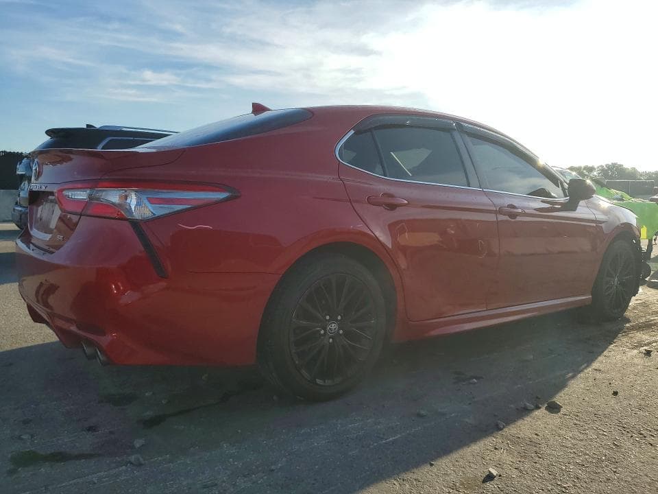 2019 TOYOTA CAMRY SE 3