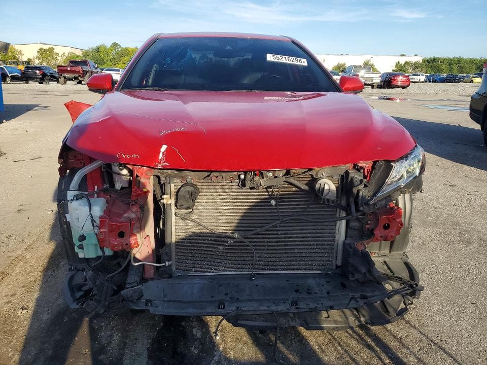 2019 TOYOTA CAMRY SE 5