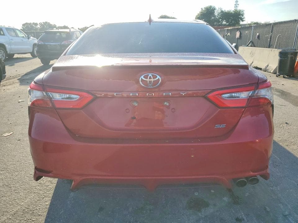 2019 TOYOTA CAMRY SE 6