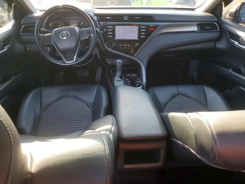 2019 TOYOTA CAMRY SE 8