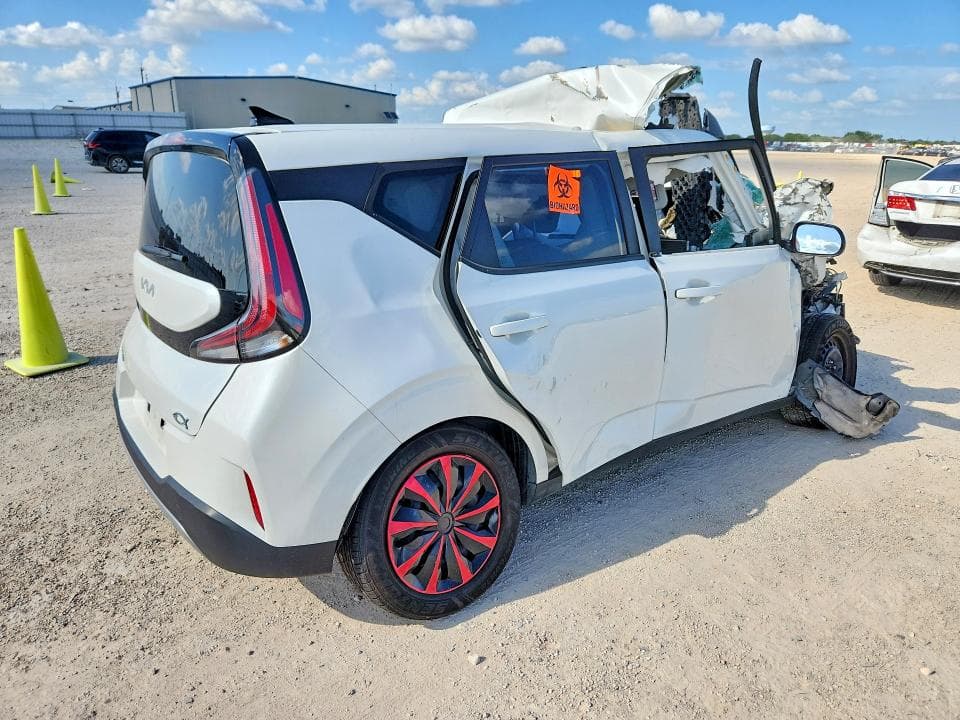 2024 KIA SOUL LX 3