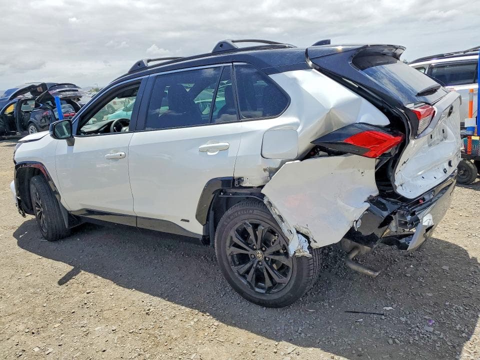 2024 TOYOTA RAV4 XSE 2
