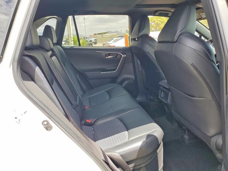 2024 TOYOTA RAV4 XSE 11