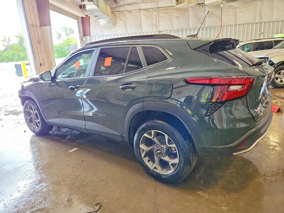 2025 CHEVROLET TRAX 1LT 2