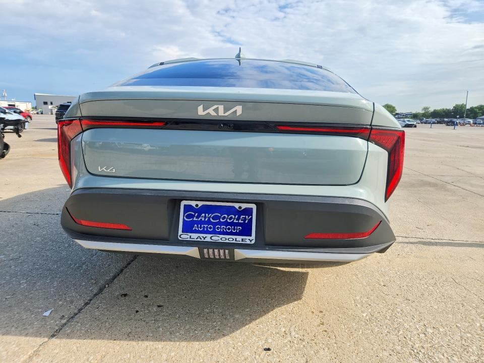2026 KIA K4 LXS 6