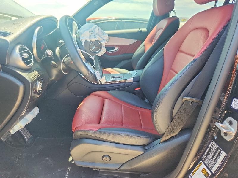 2021 MERCEDES-BENZ GLC 300 7