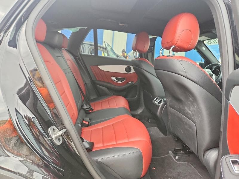 2021 MERCEDES-BENZ GLC 300 10