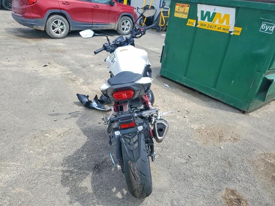 2025 HONDA CB750 A A 4