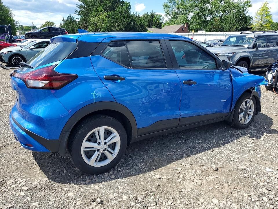 2024 NISSAN KICKS S 3