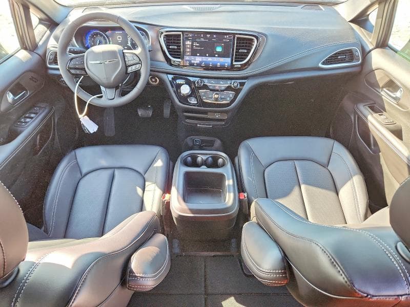 2026 CHRYSLER PACIFICA SELECT SELECT 8