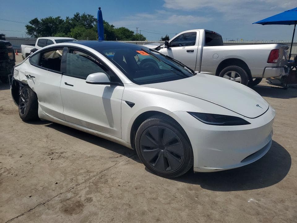 2025 TESLA MODEL 3 4