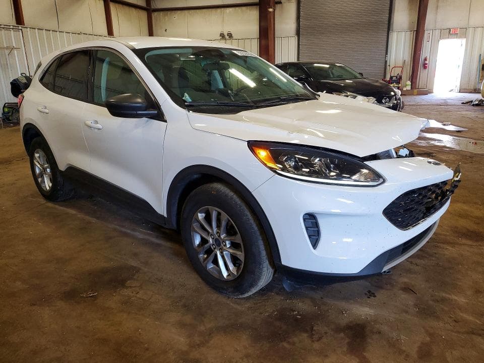 2022 FORD ESCAPE SE 4