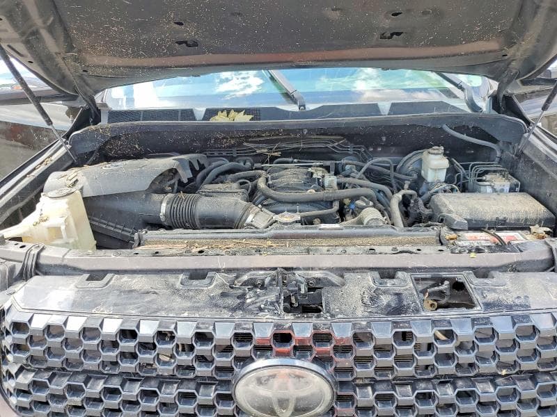 2018 TOYOTA TUNDRA PLATINUM PLATINUM 11