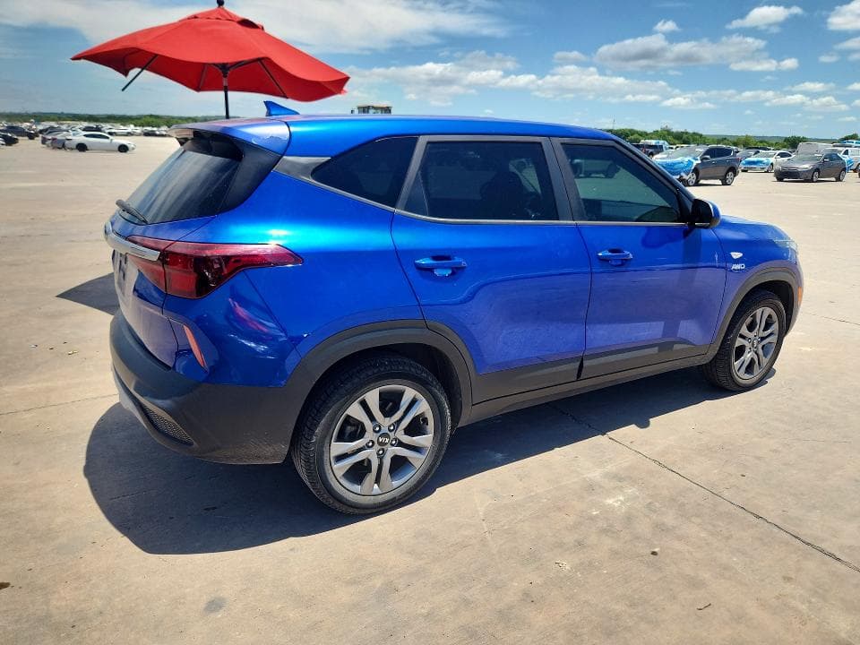 2021 KIA SELTOS LX LX 3