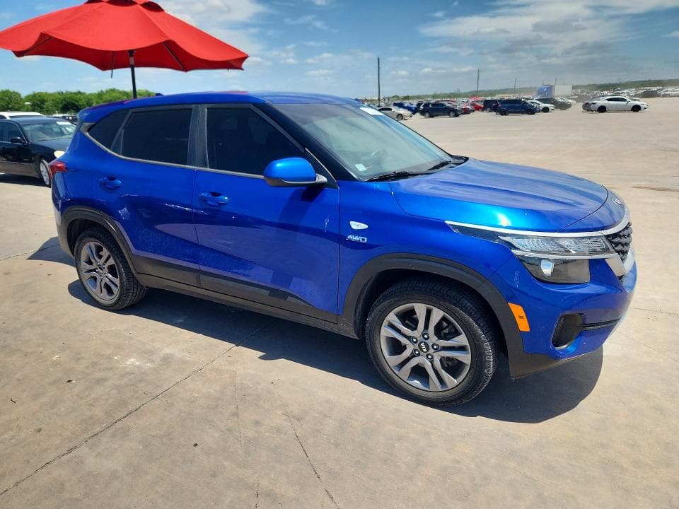 2021 KIA SELTOS LX LX 4