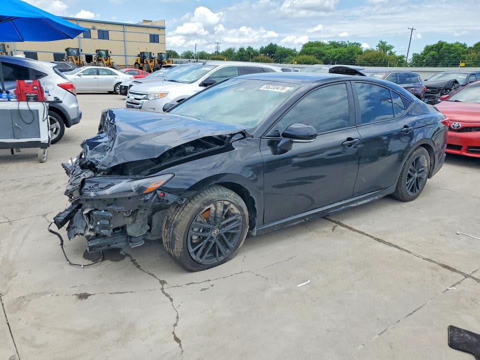 2025 TOYOTA CAMRY SE - 1