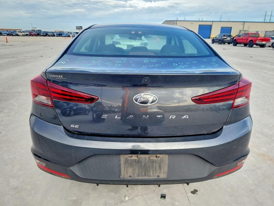 2020 HYUNDAI ELANTRA SE 6