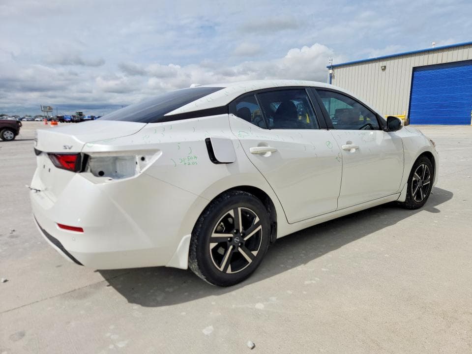 2024 NISSAN SENTRA SV 3