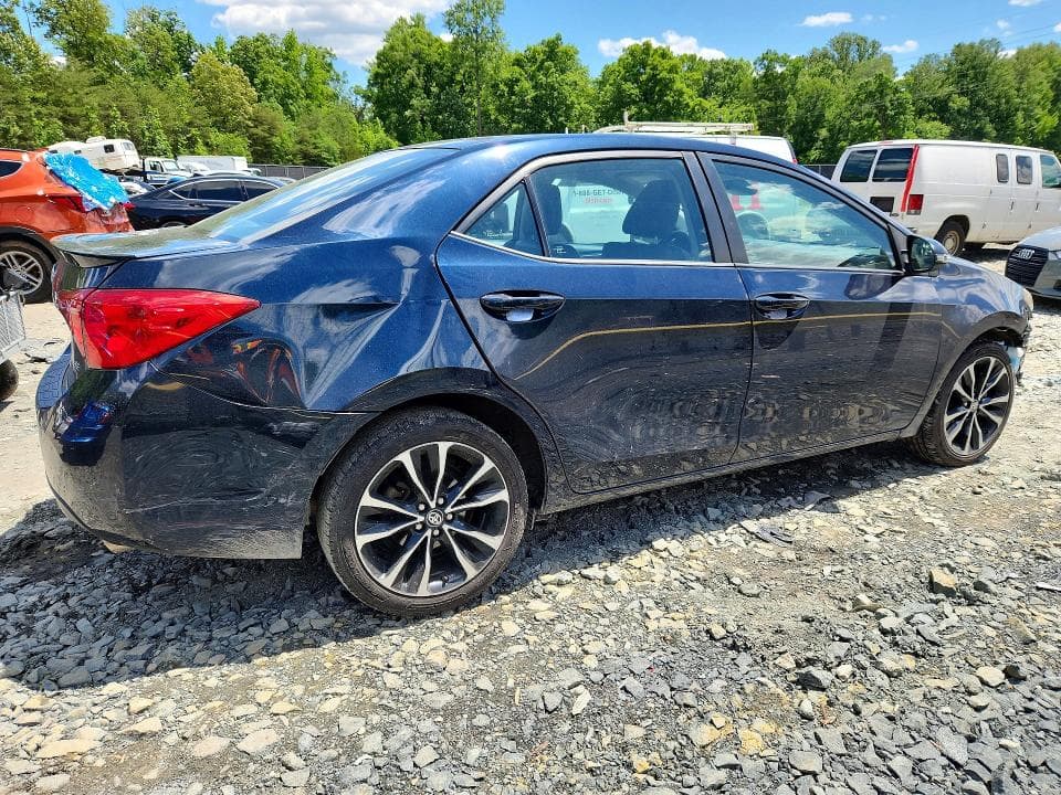 2019 TOYOTA COROLLA SE SE 3