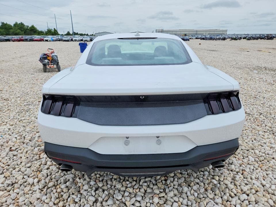2025 FORD MUSTANG 6