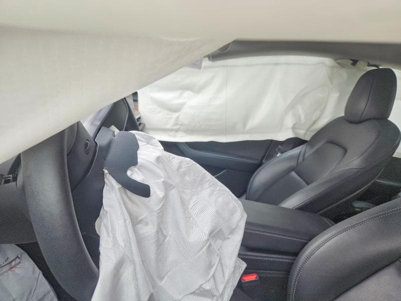 2022 TESLA MODEL 3 9