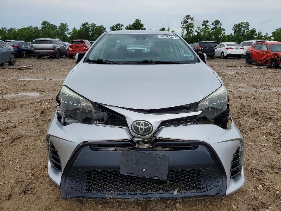 2017 TOYOTA COROLLA SE 5