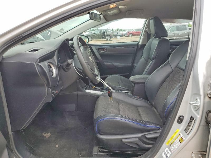 2017 TOYOTA COROLLA SE 7